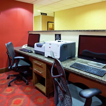 Hampton Inn Рокфорд Екстер'єр фото