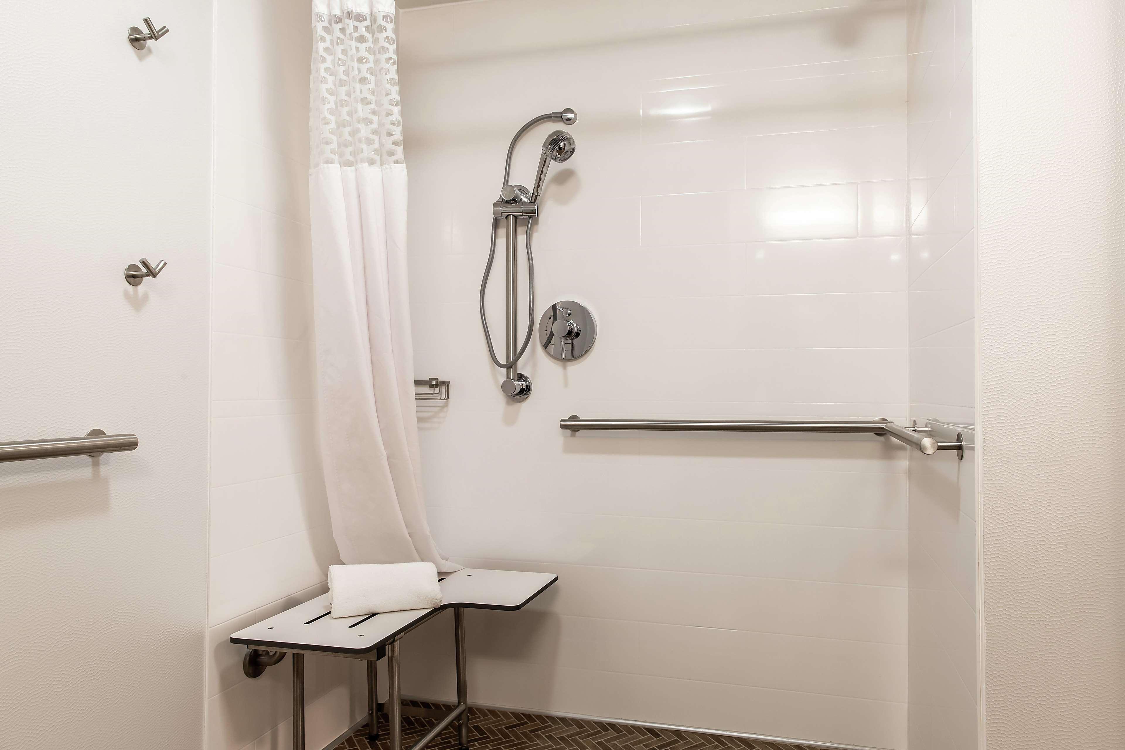 Hampton Inn Рокфорд Екстер'єр фото
