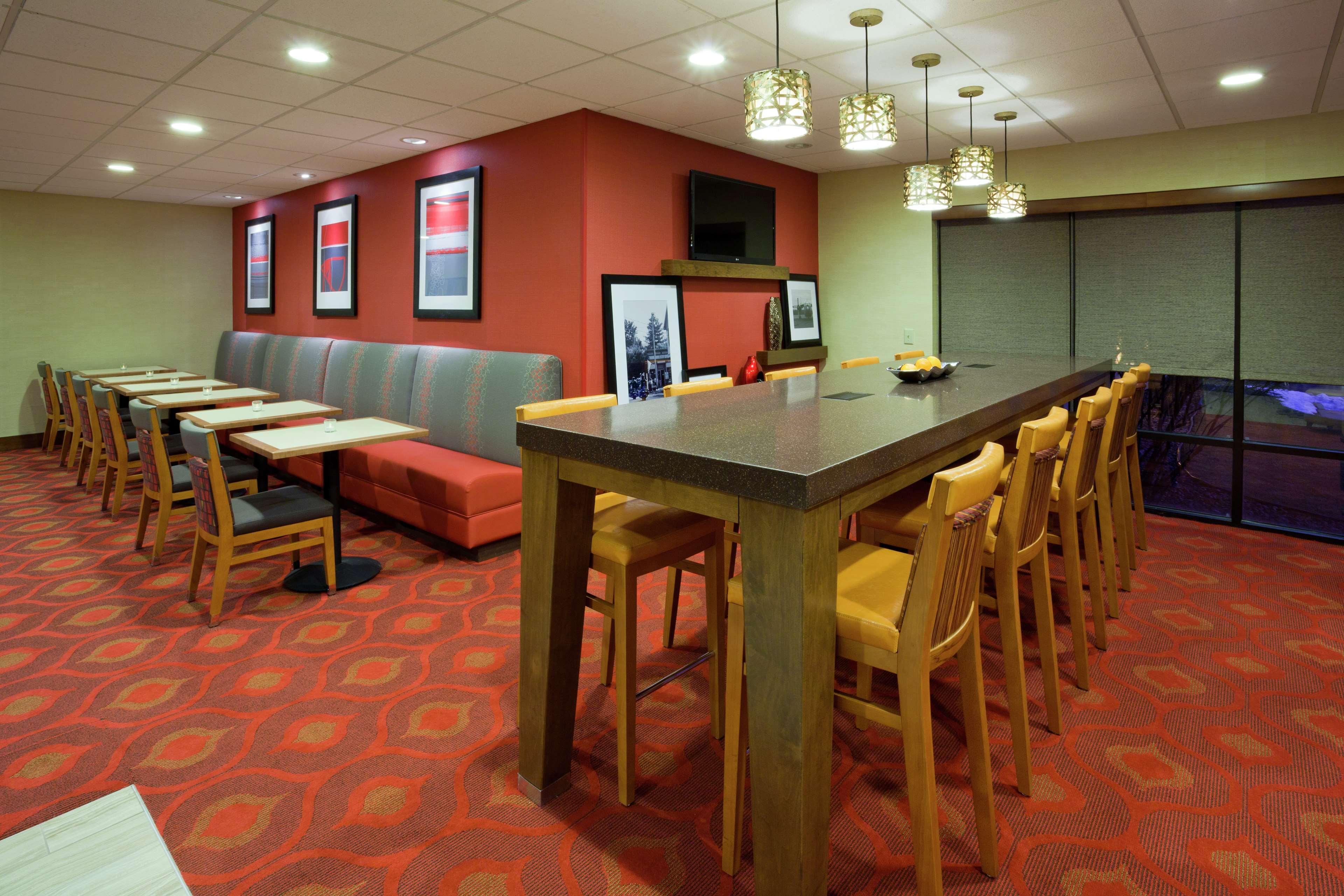 Hampton Inn Рокфорд Екстер'єр фото